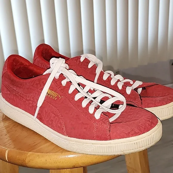 Luxury Vintage Suede Puma Sneaker - Picture 3 of 4